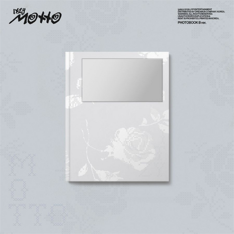ITZY - MOTTO (2026 - PHOTOBOOK B)