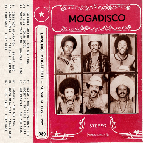 MOGADISCO - ARTISTI VARI - MOGADISCO: DANCING MOGADISHU / SOMALIA 1972-1991 (2LP - COMPILATION - 2024)
