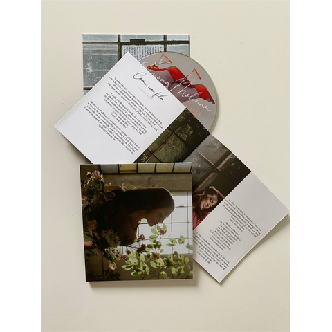 SIMONA MOLINARI - PETALI (2022)